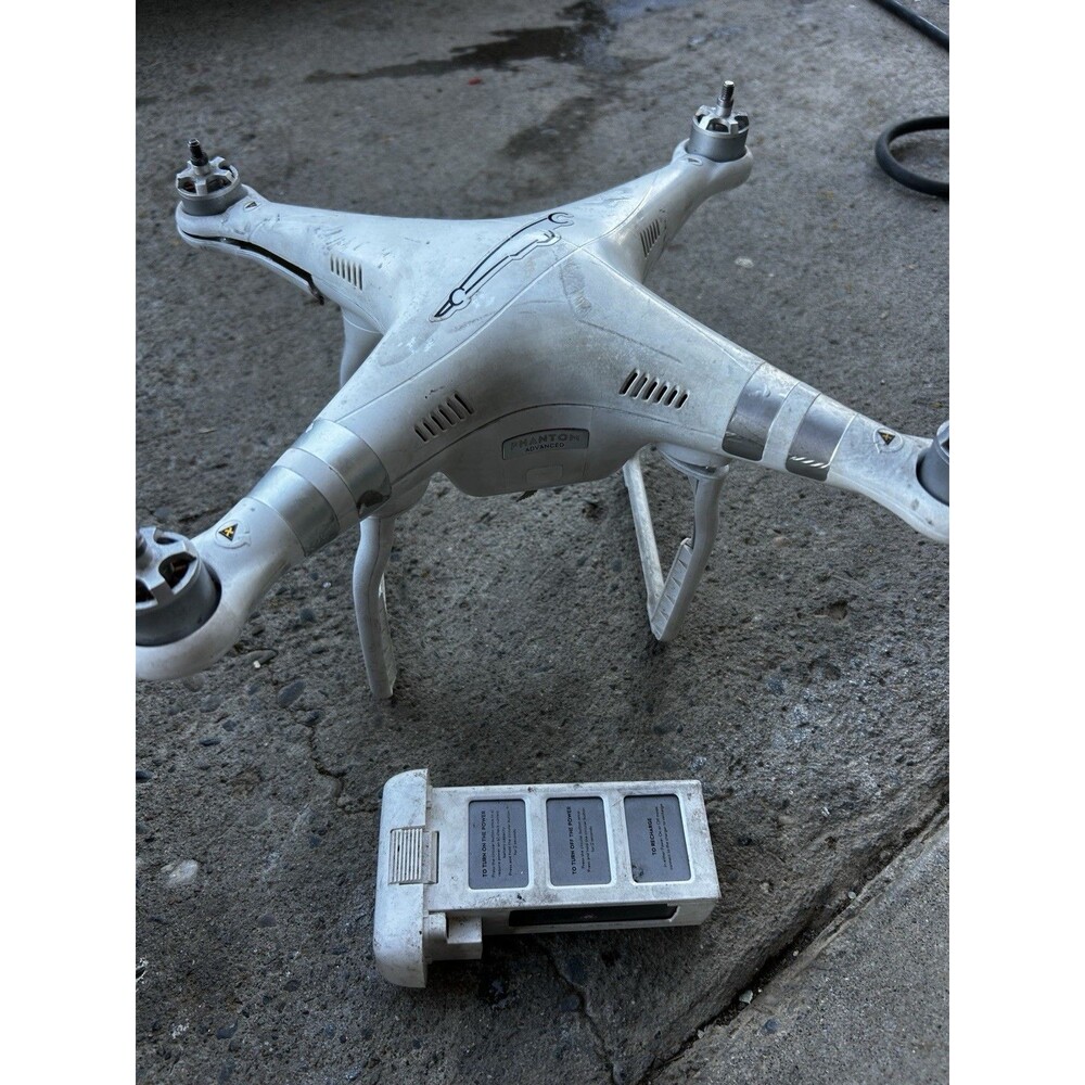 DJI Phantom 3 Advanced W322 Drone Body w/ Battery Untested For Parts Repair